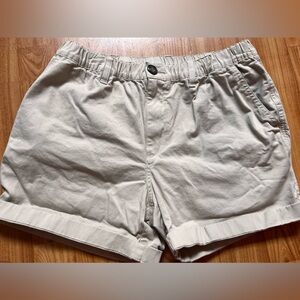 Good condition. Men’s Chubbies 5.5” inseam shorts.
